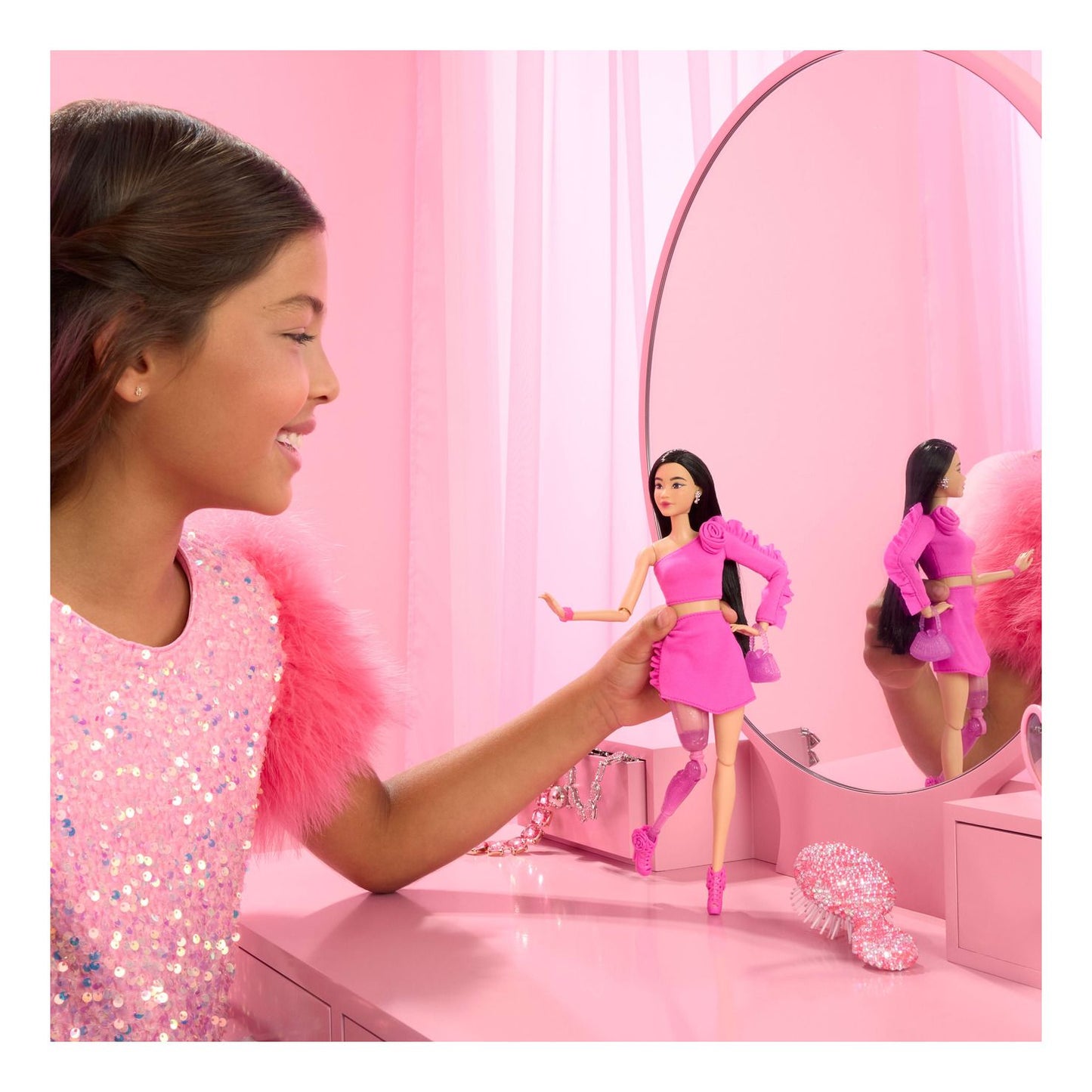 * Barbie Deluxe Style - Rose