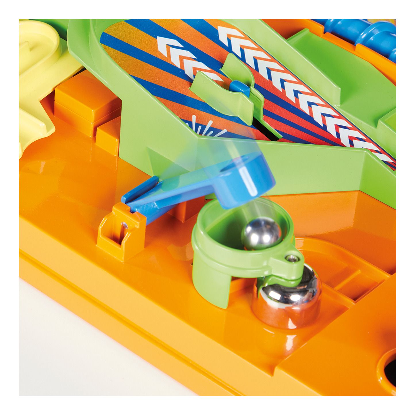 Screwball Scramble 2