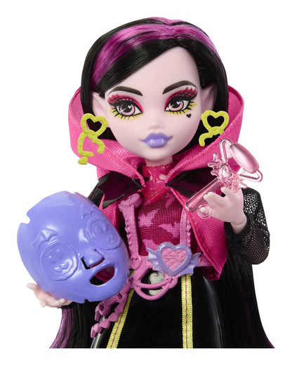 Skulltimate Secrets Draculaura (Series 3)