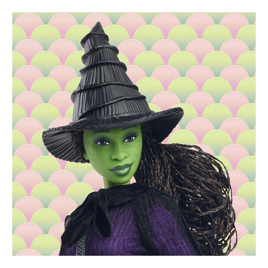 Universal Pictures’ Wicked Deluxe Elphaba Fashion